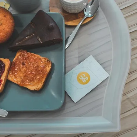 Bed & Breakfast Station